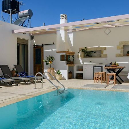 Chrisanthi Elegant Villa Пицидия Экстерьер фото