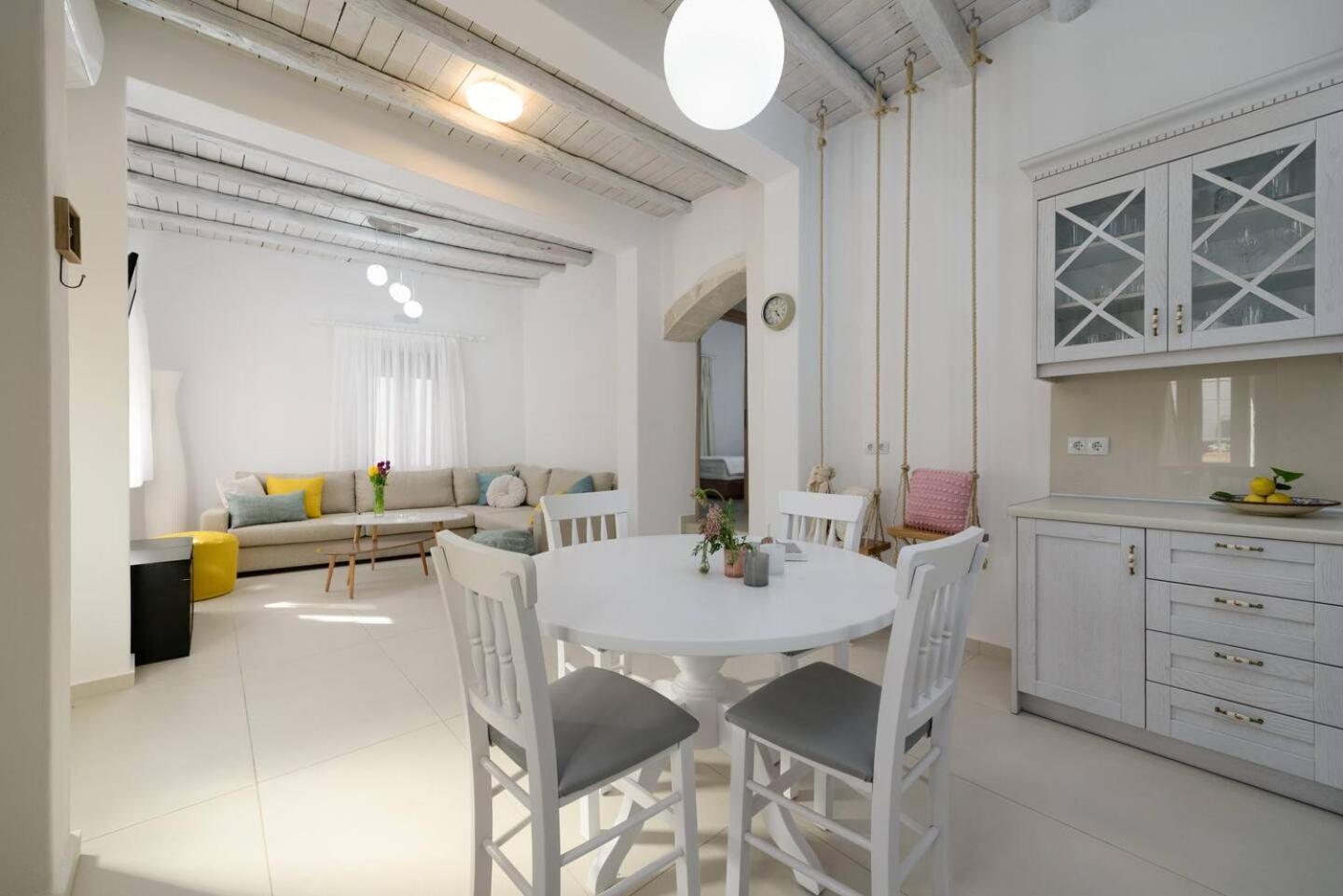 Chrisanthi Elegant Villa Пицидия Экстерьер фото