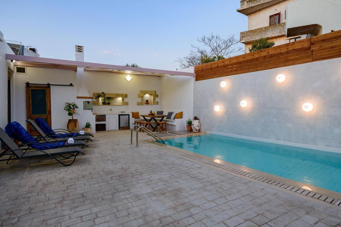 Chrisanthi Elegant Villa Пицидия Экстерьер фото